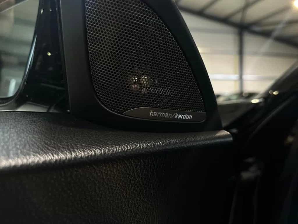BMW M2 Coupé DKG / Navi / M-drivers Package 07/2017-photo-27