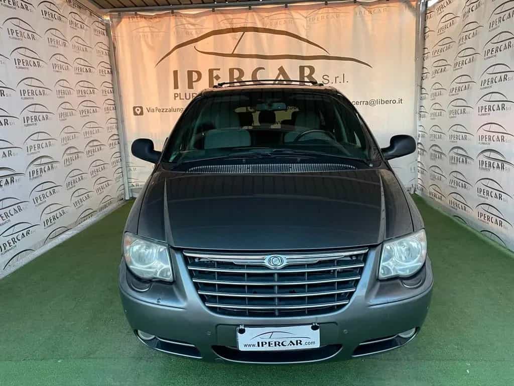 Chrysler Voyager Grand 2.8 CRD cat Limited Auto 09/2007-photo-2