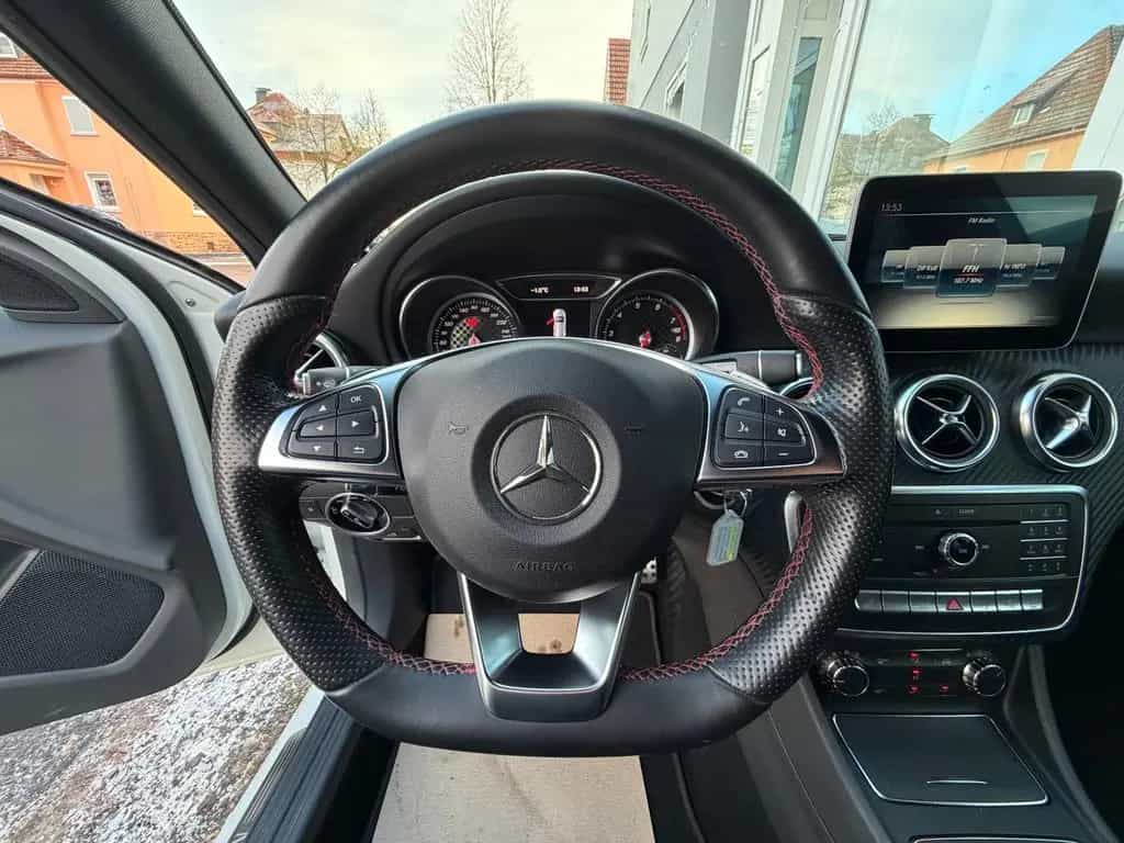 Mercedes-Benz A 200 AMG+Night+Kamera+LED+Navi+ 09/2017-photo-14