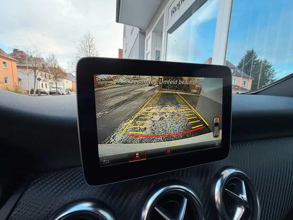 Mercedes-Benz A 200 AMG+Night+Kamera+LED+Navi+ 09/2017-photo-16