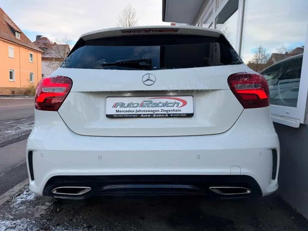 Mercedes-Benz A 200 AMG+Night+Kamera+LED+Navi+ 09/2017-photo-7