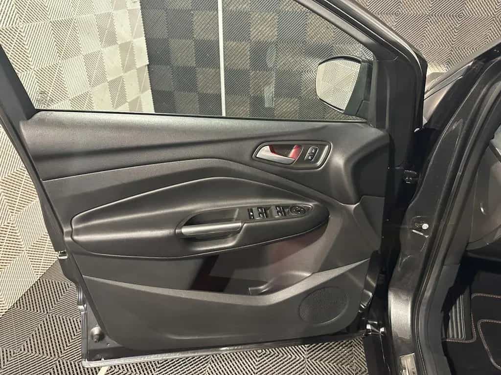 Ford Kuga 4x4*ST LINE*BiXENON-R.KAM-TEMPO-SONY-SHZ-18 10/2019-photo-18