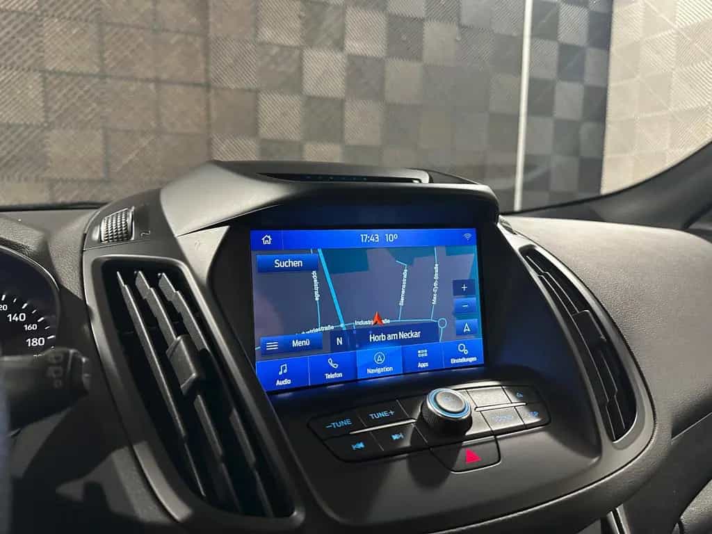 Ford Kuga 4x4*ST LINE*BiXENON-R.KAM-TEMPO-SONY-SHZ-18 10/2019-photo-32