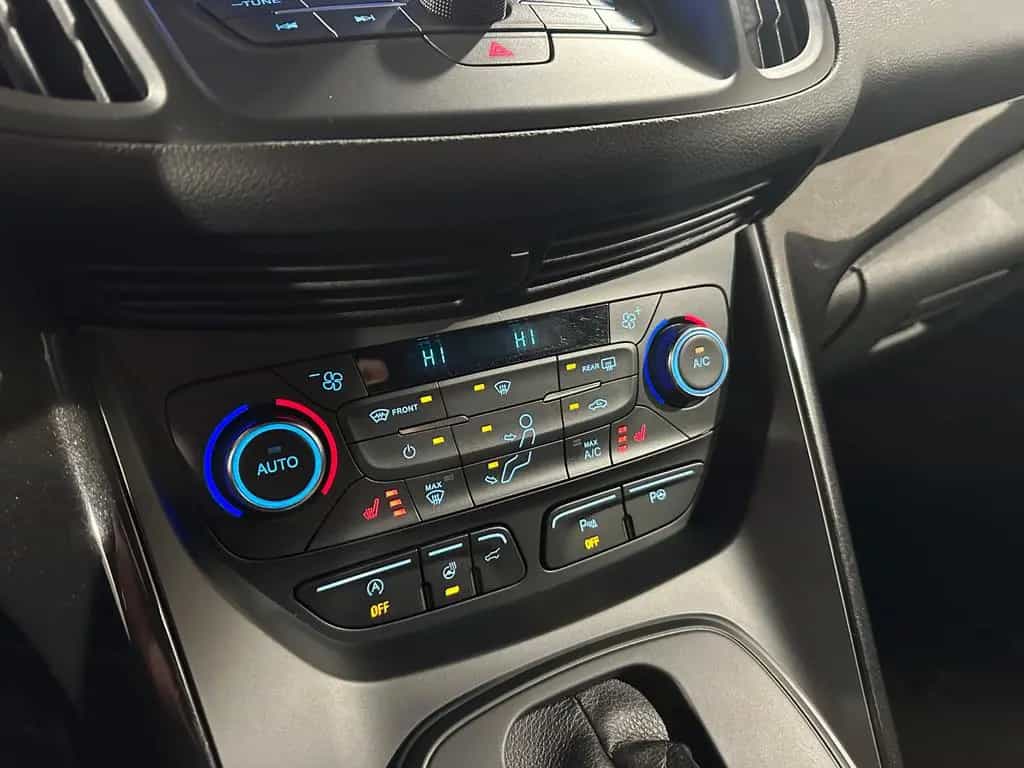 Ford Kuga 4x4*ST LINE*BiXENON-R.KAM-TEMPO-SONY-SHZ-18 10/2019-photo-34
