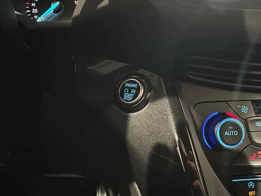 Ford Kuga 4x4*ST LINE*BiXENON-R.KAM-TEMPO-SONY-SHZ-18 10/2019-photo-37