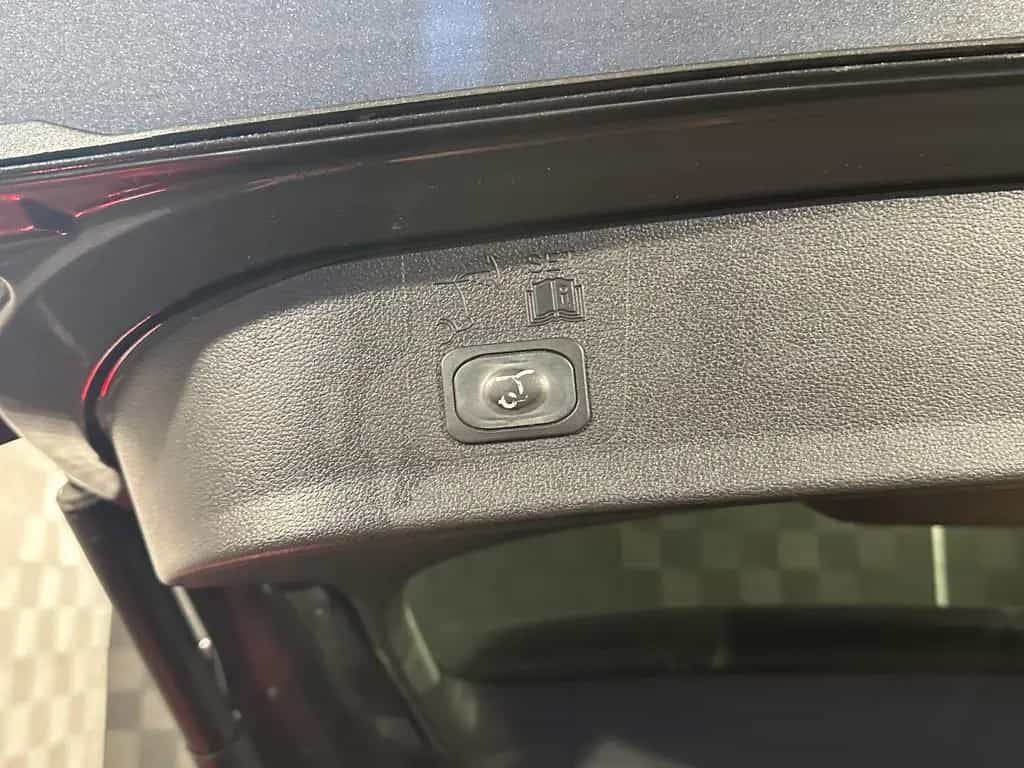Ford Kuga 4x4*ST LINE*BiXENON-R.KAM-TEMPO-SONY-SHZ-18 10/2019-photo-5