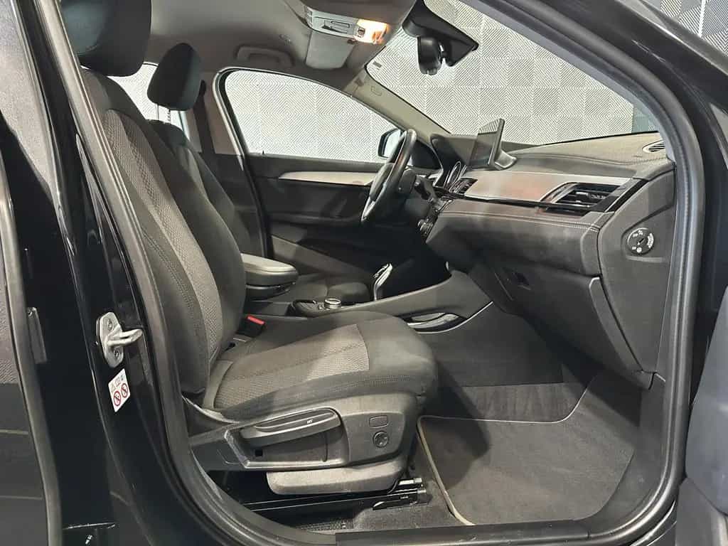 BMW X2 sDrive 18 i*BUSINESS*LED-HUD-NAVI-SITZ.HZ-PDC 11/2019-photo-13