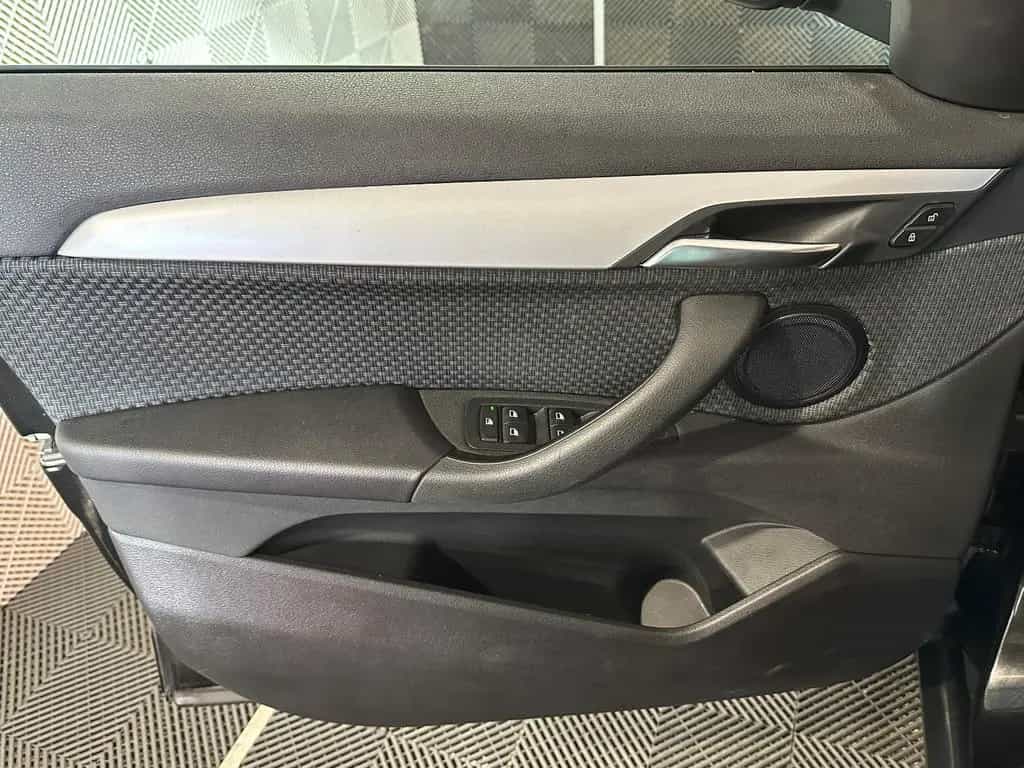BMW X2 sDrive 18 i*BUSINESS*LED-HUD-NAVI-SITZ.HZ-PDC 11/2019-photo-15