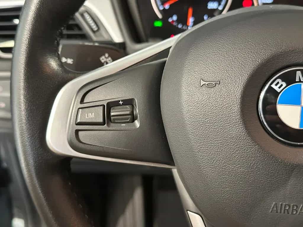 BMW X2 sDrive 18 i*BUSINESS*LED-HUD-NAVI-SITZ.HZ-PDC 11/2019-photo-24