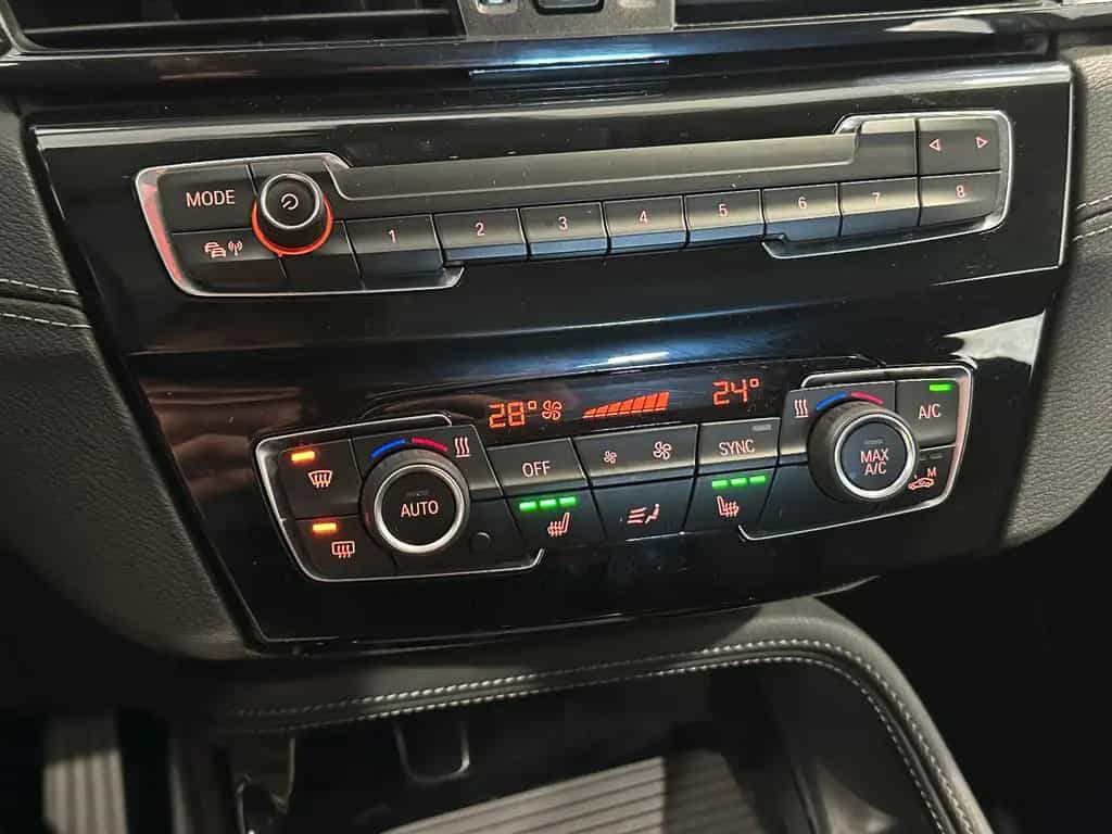 BMW X2 sDrive 18 i*BUSINESS*LED-HUD-NAVI-SITZ.HZ-PDC 11/2019-photo-29