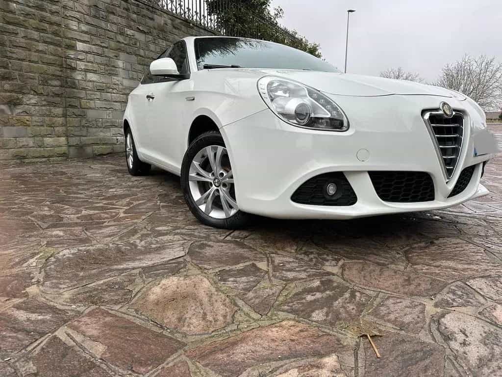 Alfa Romeo Giulietta 2.0 JTDm-2 140 CV Distincti 01/2012-photo-2