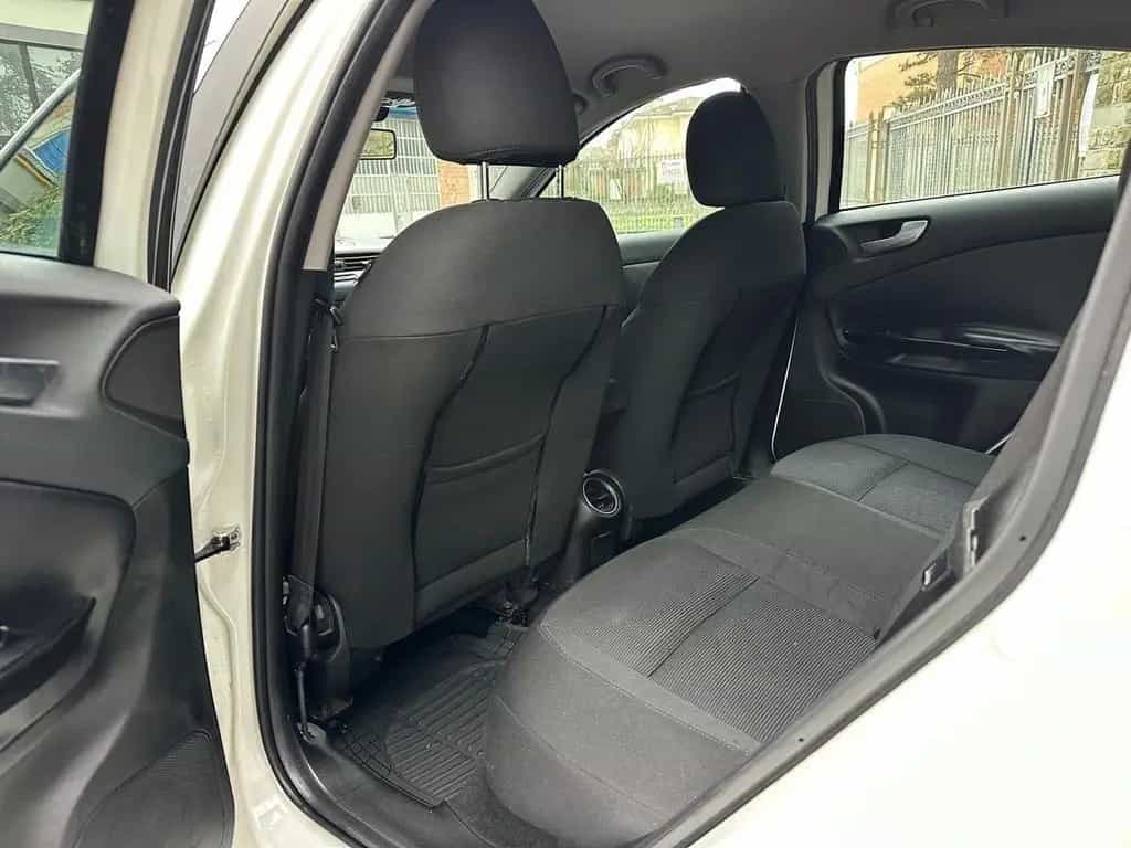 Alfa Romeo Giulietta 2.0 JTDm-2 140 CV Distincti 01/2012-photo-7