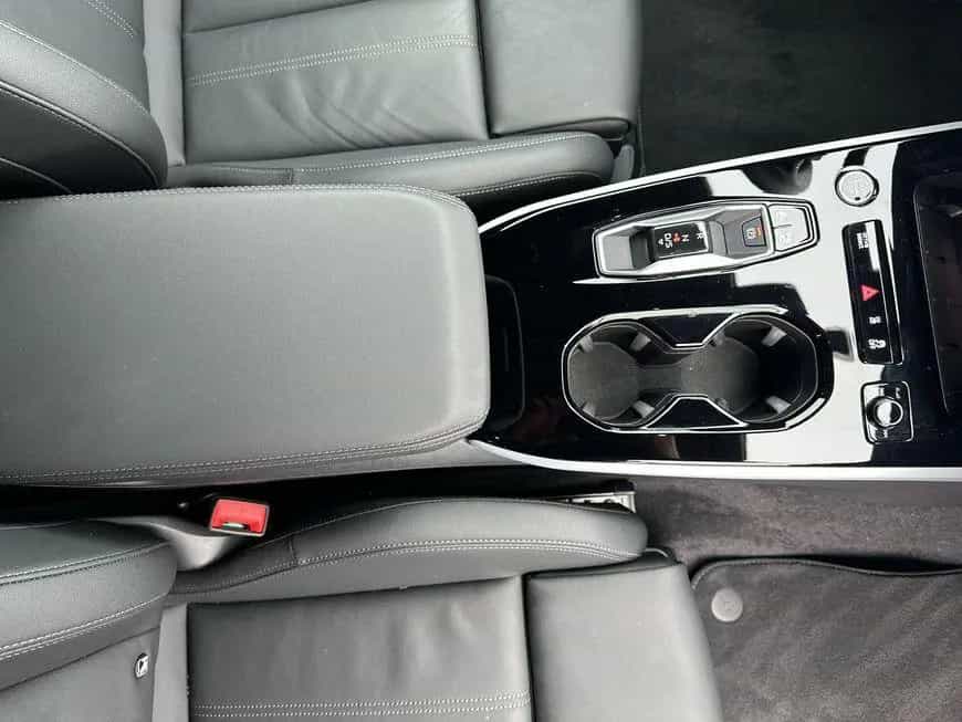 Audi A5 Avant 2.0 TDI quattro S tronic S line+B&O 04/2025-photo-17
