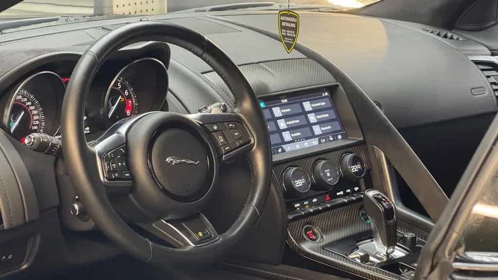 Jaguar F-Type R 5.0 L V8 Kompr.-AWD Aut.-Leder-CARBON 07/2019-photo-33