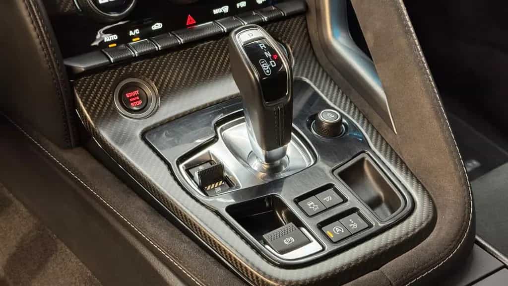 Jaguar F-Type R 5.0 L V8 Kompr.-AWD Aut.-Leder-CARBON 07/2019-photo-35