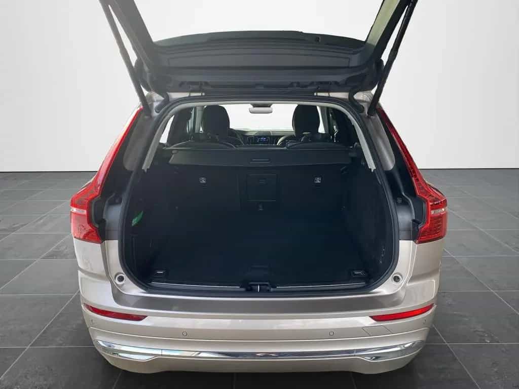 Volvo XC60 B5 Ultimate ACC+AHK+LED+SD*WinterP+ 09/2022-photo-13