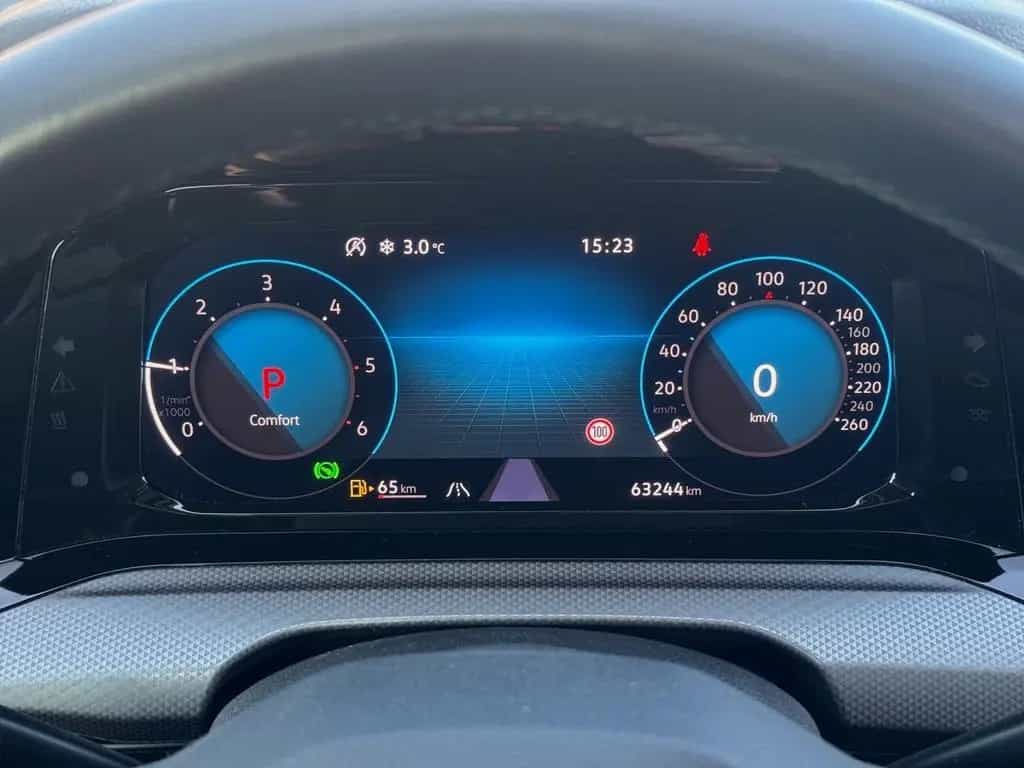 Volkswagen Golf Life ACTIVE 2.0 TDI AHK*PANO*NAVI*LED*KAM*S 01/2023-photo-8