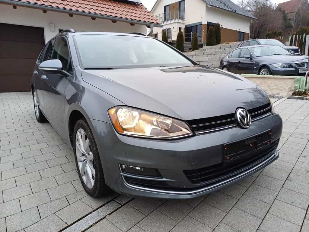Volkswagen Golf 1.8 TSI DSG 4MOTION 10/2017-photo-1