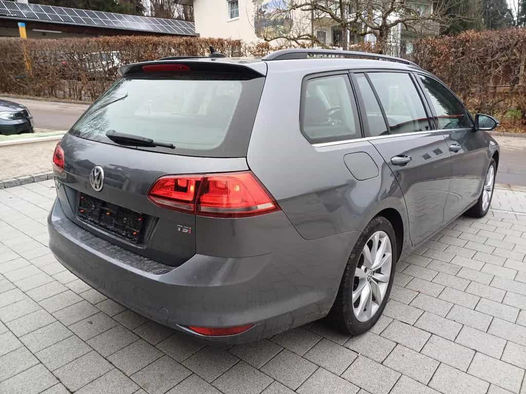 Volkswagen Golf 1.8 TSI DSG 4MOTION 10/2017-photo-2