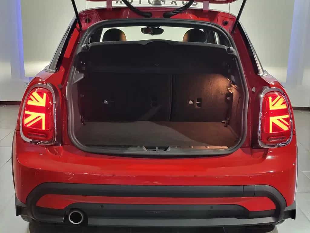 MINI Cooper Mini 5-trg. Cooper Classic Trim 05/2021-photo-10