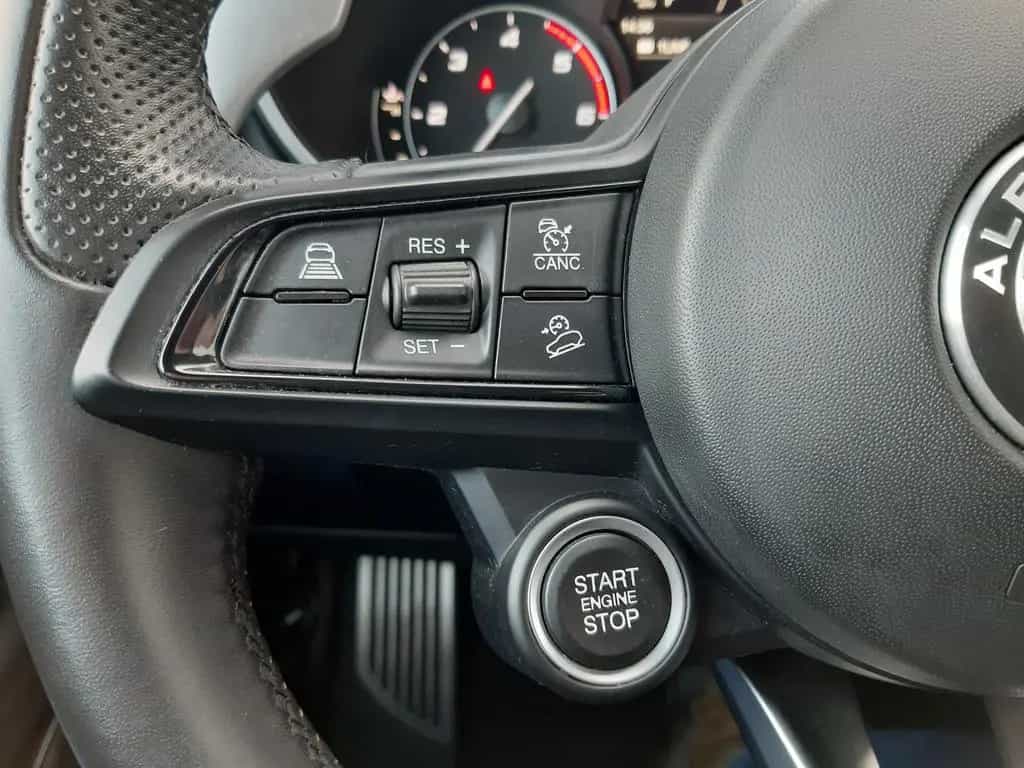 Alfa Romeo Stelvio 2.2 Diesel Veloce/aus Erstbesitz 11/2021-photo-19