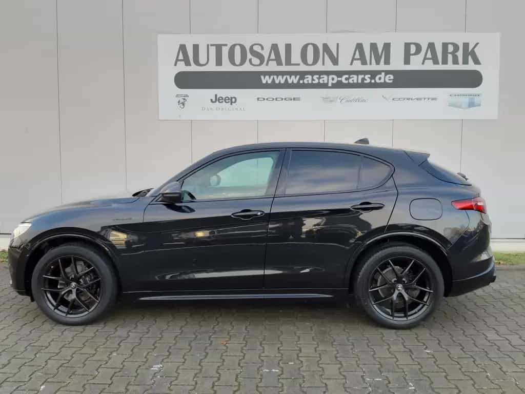 Alfa Romeo Stelvio 2.2 Diesel Veloce/aus Erstbesitz 11/2021-photo-2