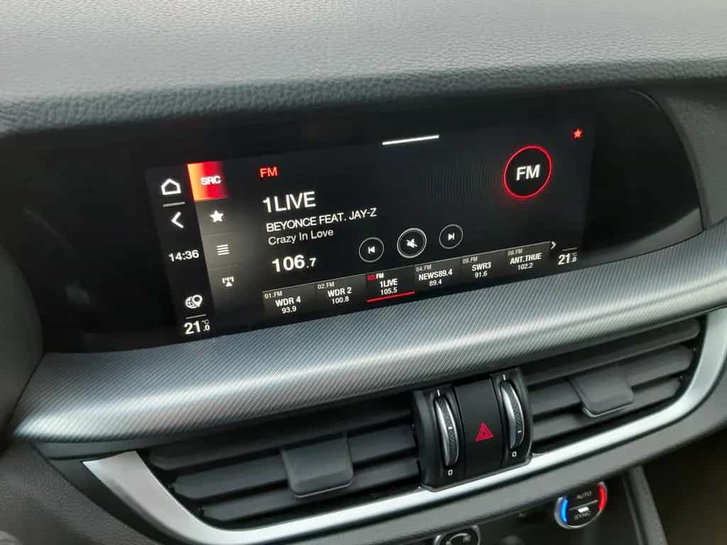 Alfa Romeo Stelvio 2.2 Diesel Veloce/aus Erstbesitz 11/2021-photo-24