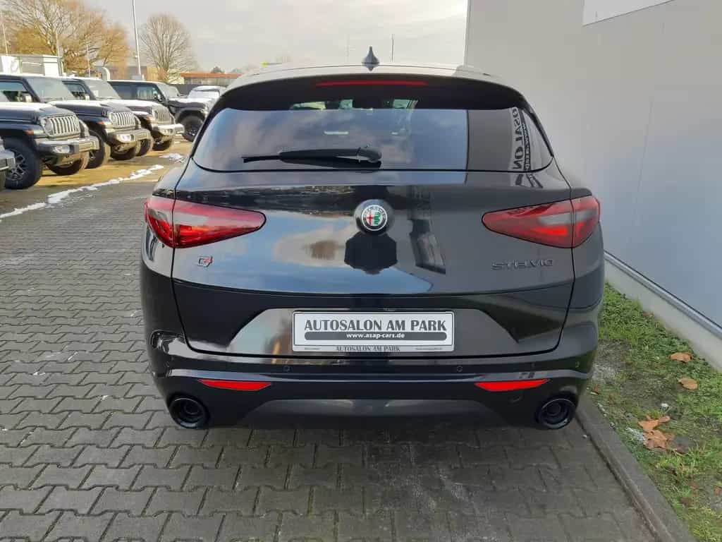 Alfa Romeo Stelvio 2.2 Diesel Veloce/aus Erstbesitz 11/2021-photo-3