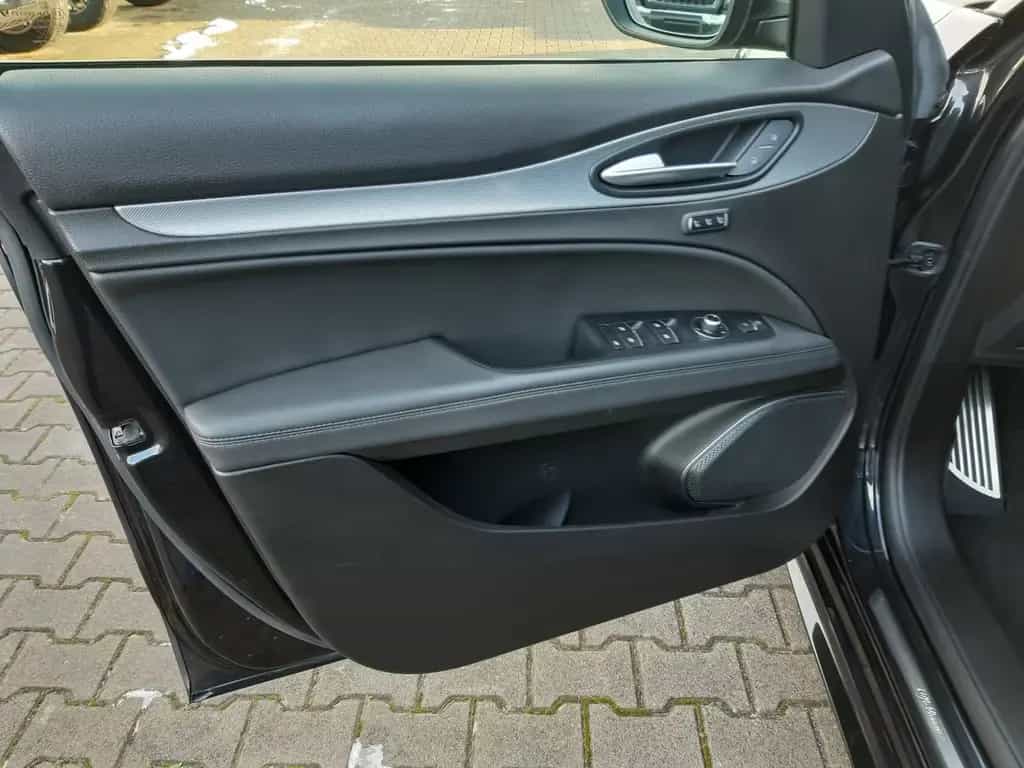 Alfa Romeo Stelvio 2.2 Diesel Veloce/aus Erstbesitz 11/2021-photo-6