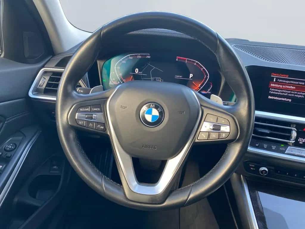 BMW 3 Series 320 d Touring Luxury Line *AHK*Pano*HiFi*SHZ*CAM 01/2020-photo-12