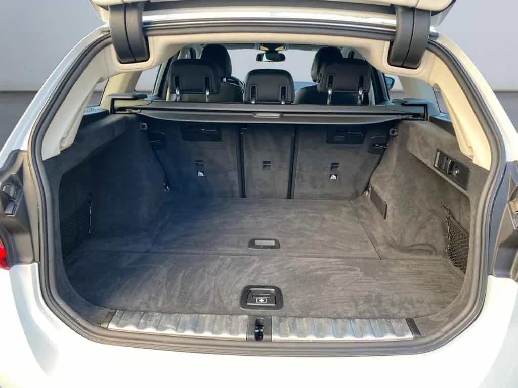 BMW 3 Series 320 d Touring Luxury Line *AHK*Pano*HiFi*SHZ*CAM 01/2020-photo-17