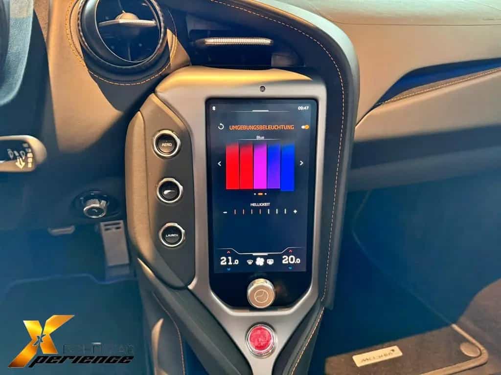McLaren 750S Spider - Carbon - B&W - TechLux -Black Pack 07/2024-photo-15