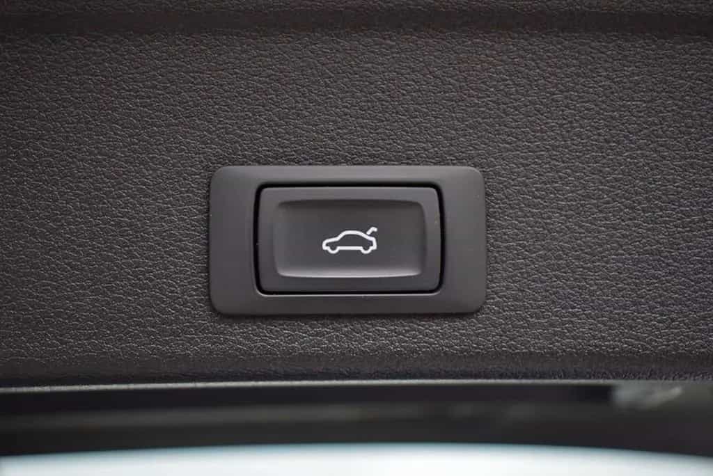 Audi A4 Avant 40 TDI qu/S-tr. *S-line*Standhzng*AHK* 12/2022-photo-16