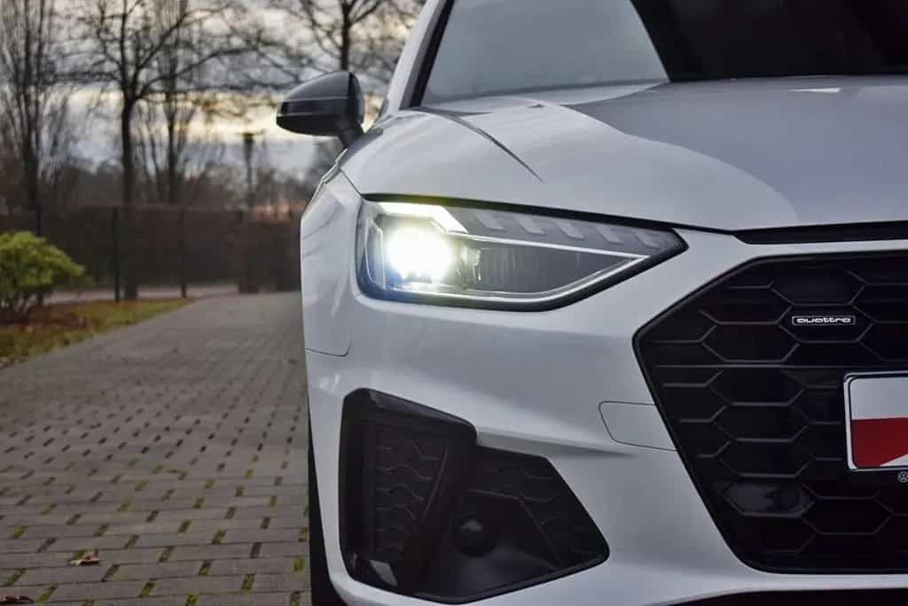Audi A4 Avant 40 TDI qu/S-tr. *S-line*Standhzng*AHK* 12/2022-photo-18