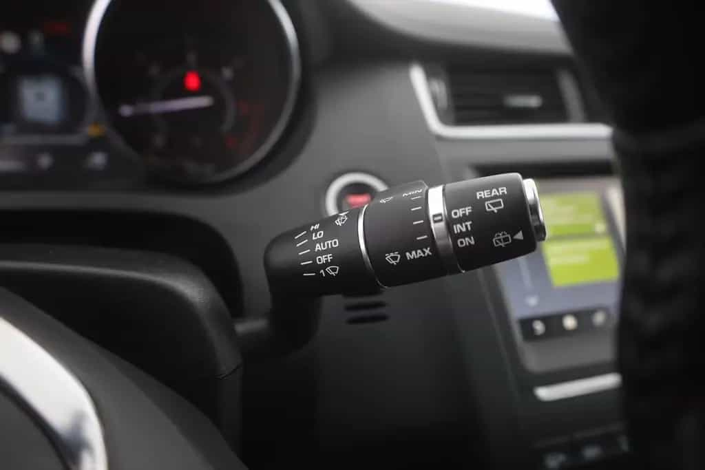 Jaguar E-Pace D180 S AWD LED Navi Leder Kamera DAB 03/2019-photo-18