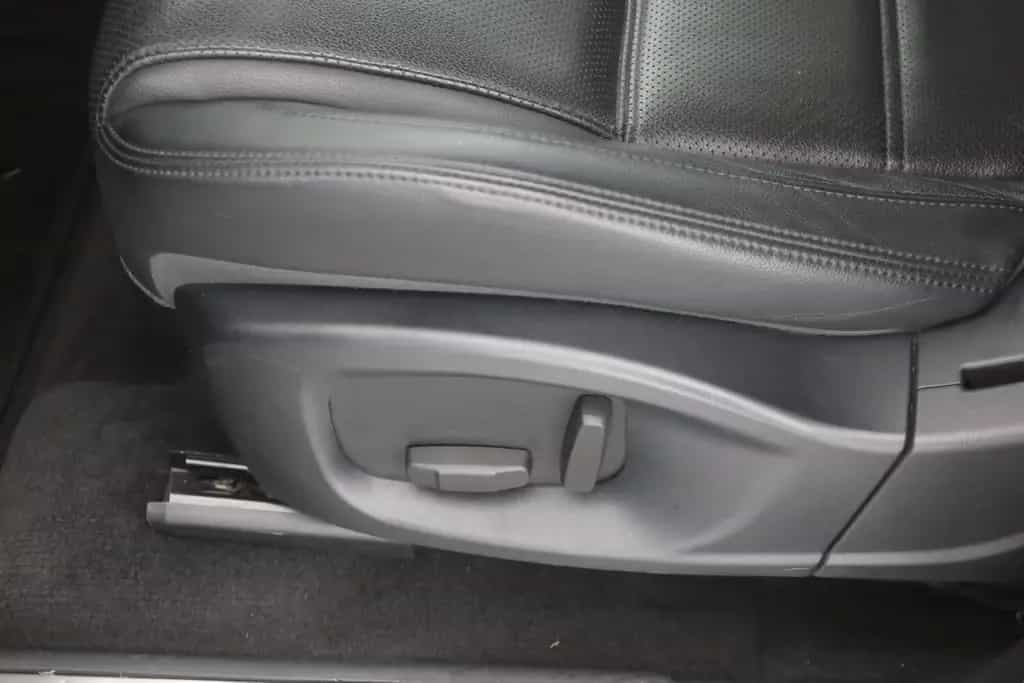 Jaguar E-Pace D180 S AWD LED Navi Leder Kamera DAB 03/2019-photo-22