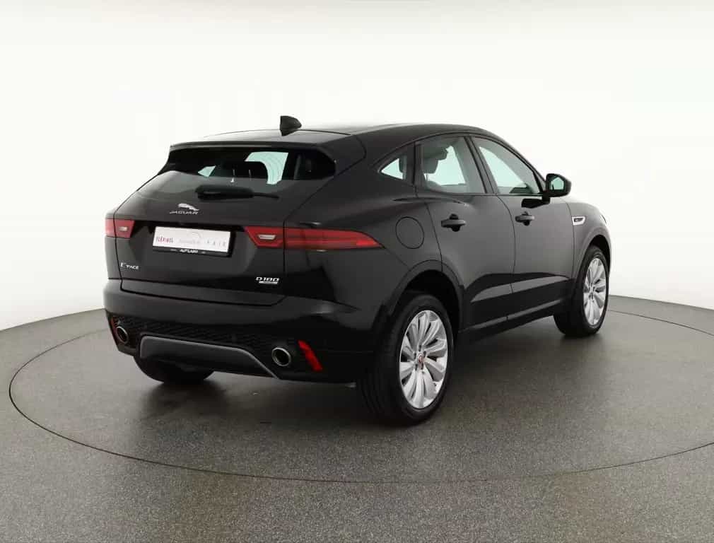 Jaguar E-Pace D180 S AWD LED Navi Leder Kamera DAB 03/2019-photo-4