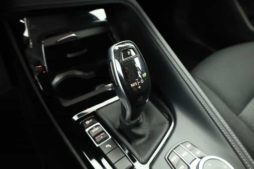 BMW X2 18i Advantage LED Navi Sitzheizung DAB USB 01/2020-photo-12