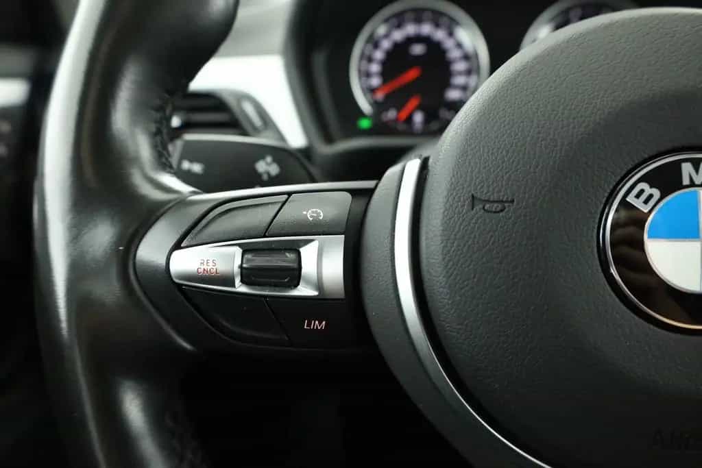 BMW X2 18i Advantage LED Navi Sitzheizung DAB USB 01/2020-photo-15