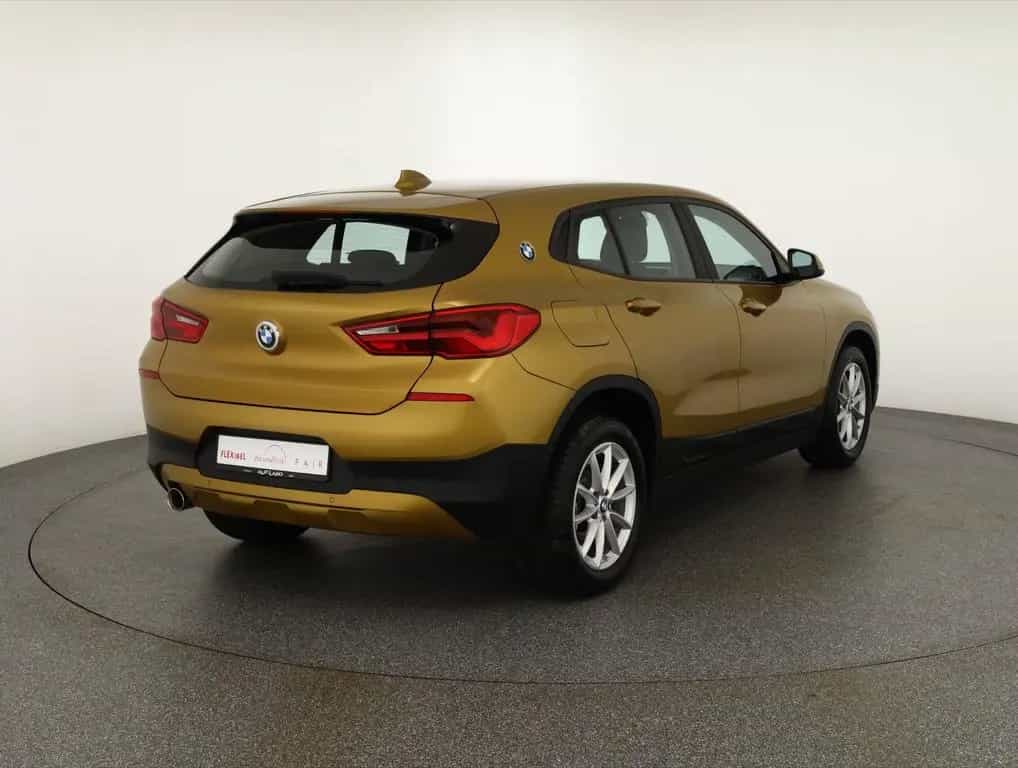 BMW X2 18i Advantage LED Navi Sitzheizung DAB USB 01/2020-photo-4
