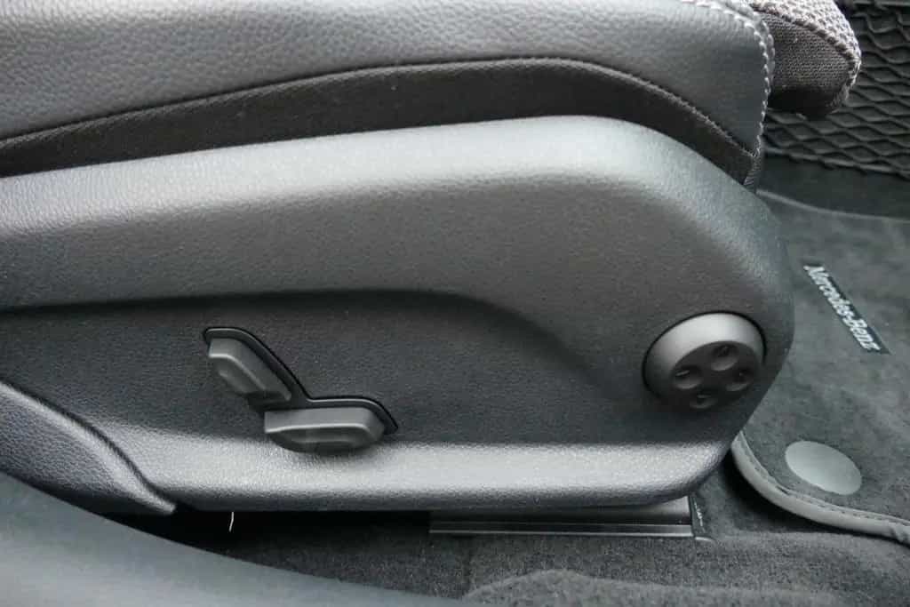 Mercedes-Benz C-Class T-Modell Avantgarde LED Navi PDC Tempomat 04/2020-photo-32