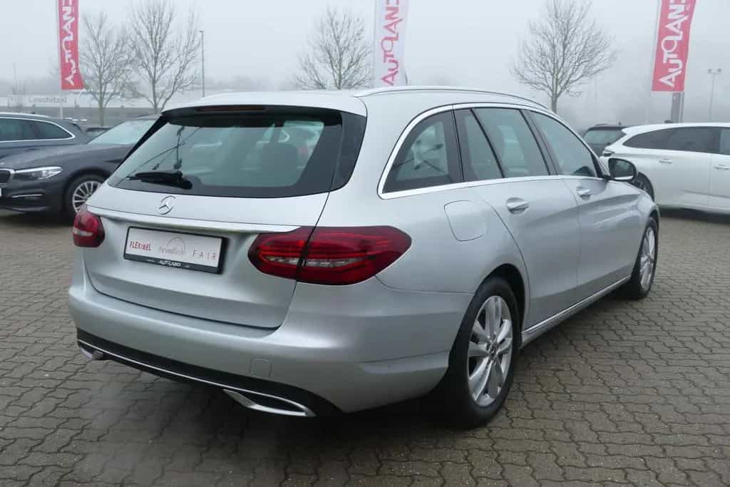 Mercedes-Benz C-Class T-Modell Avantgarde LED Navi PDC Tempomat 04/2020-photo-4