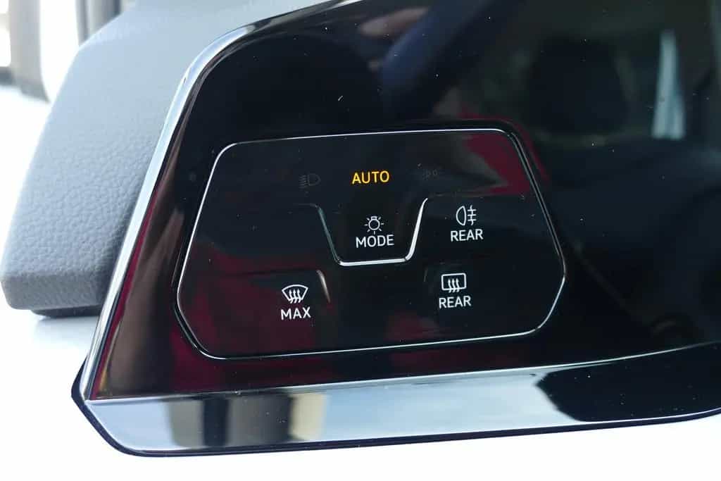 Volkswagen Golf VIII Variant Life eTSI DSG LED ACC Tempomat 07/2022-photo-21