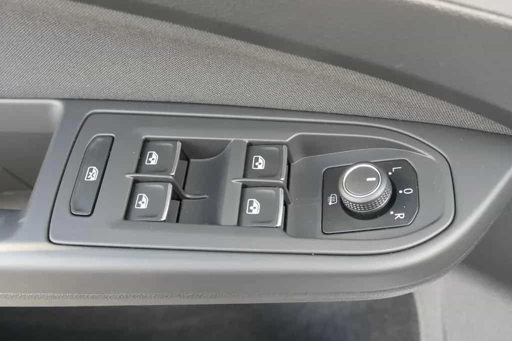 Volkswagen Golf VIII Variant Life eTSI DSG LED ACC Tempomat 07/2022-photo-22