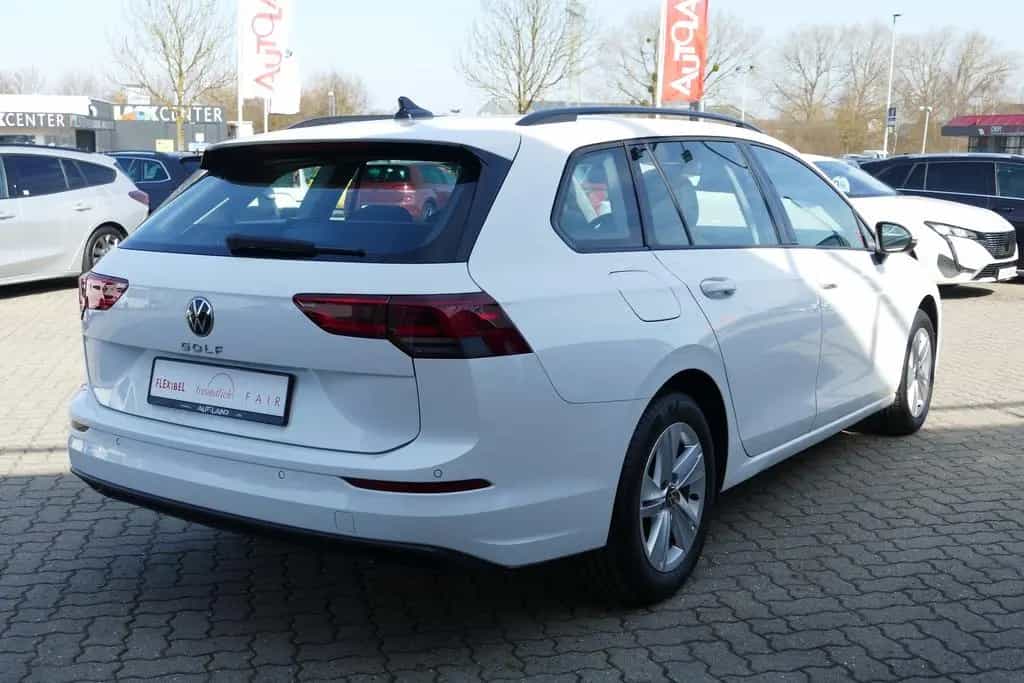 Volkswagen Golf VIII Variant Life eTSI DSG LED ACC Tempomat 07/2022-photo-4