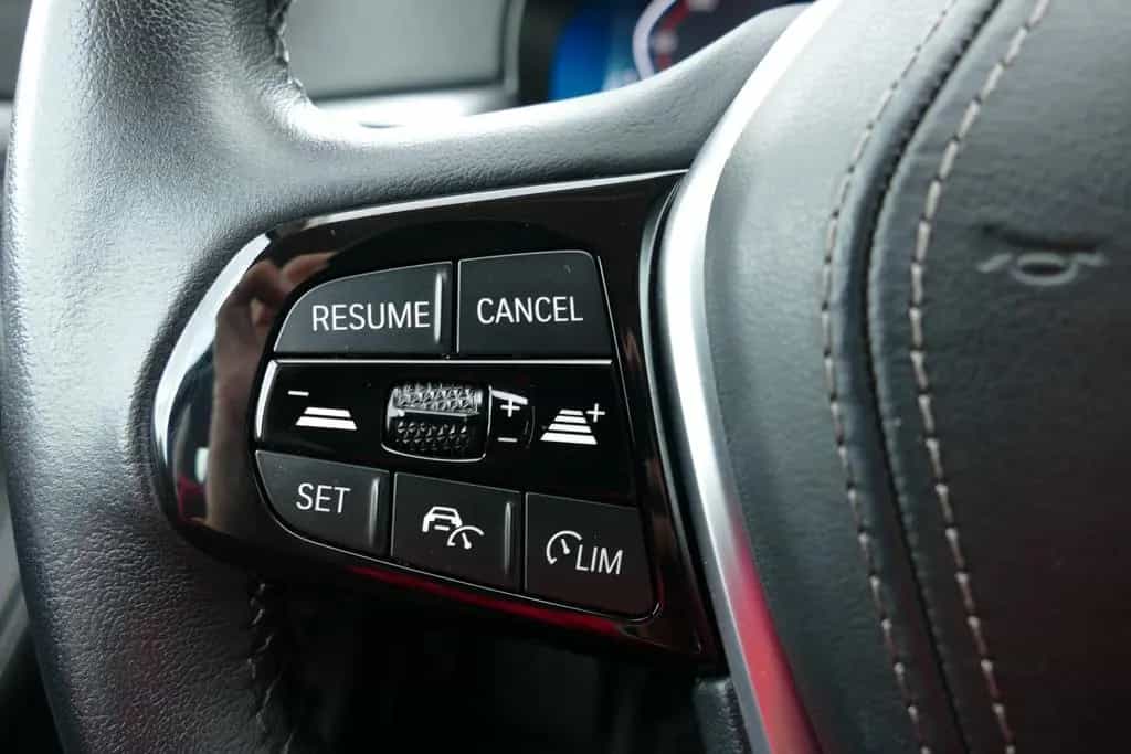 BMW 5 Series 520d Touring Aut. LED Navi ACC Sportsitze Leder 08/2022-photo-10