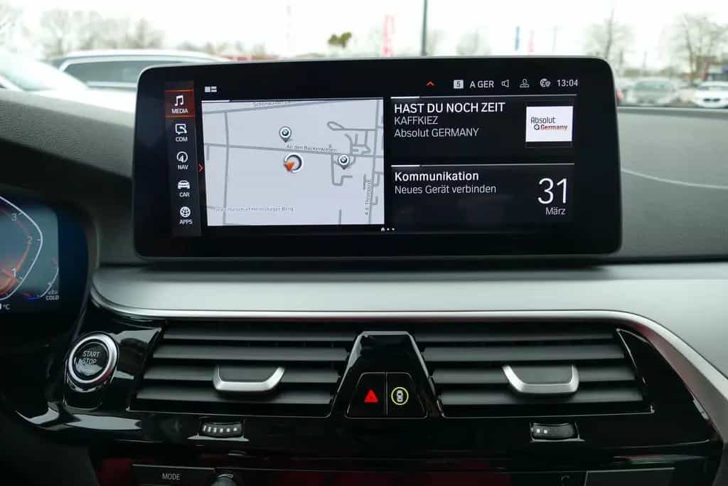 BMW 5 Series 520d Touring Aut. LED Navi ACC Sportsitze Leder 08/2022-photo-15