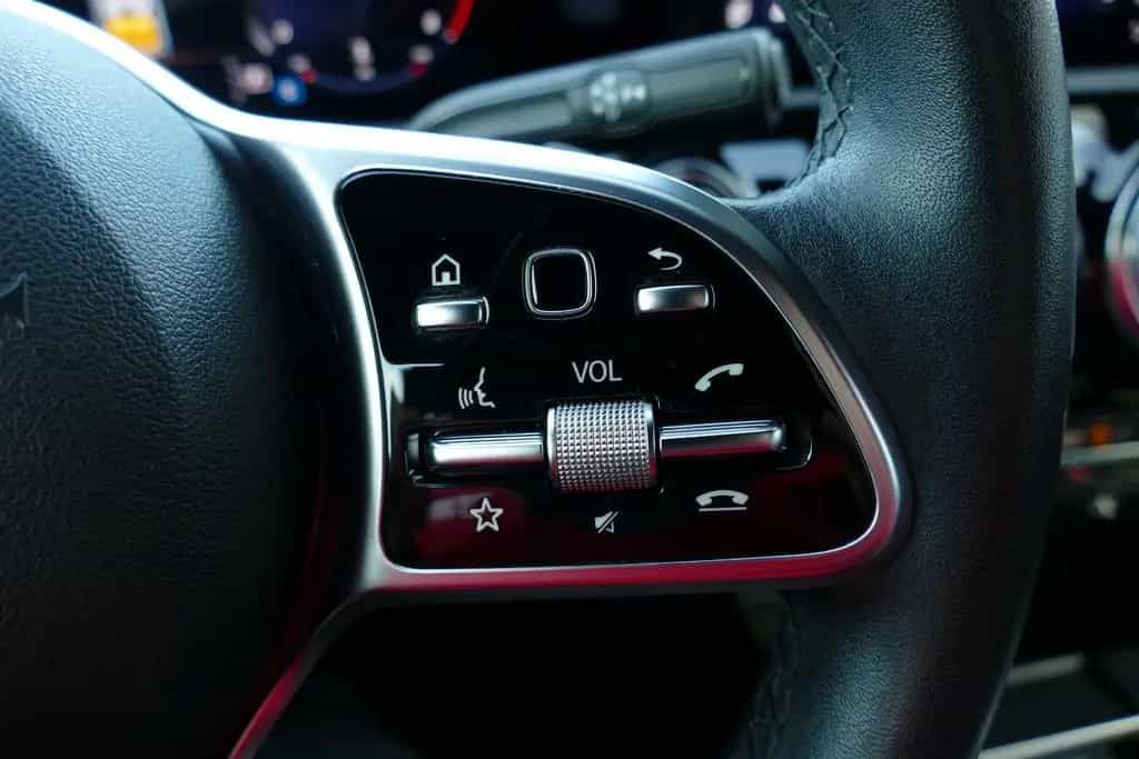 Mercedes-Benz A-Class Progressive LED Navi Sitzheizung Tempomat 04/2019-photo-11