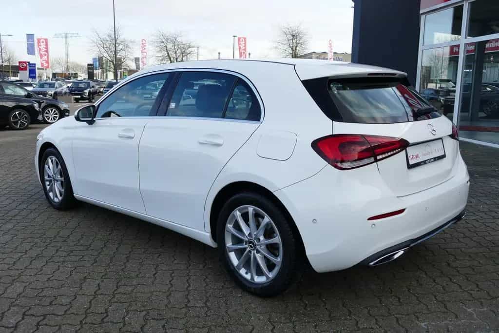 Mercedes-Benz A-Class Progressive LED Navi Sitzheizung Tempomat 04/2019-photo-2