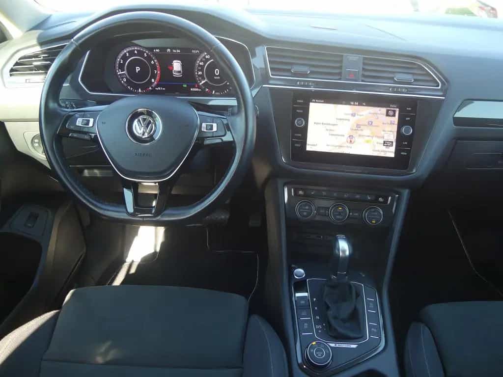Volkswagen Tiguan Allspace 2.0 Highline 4Motion LED Navi 02/2018-photo-10